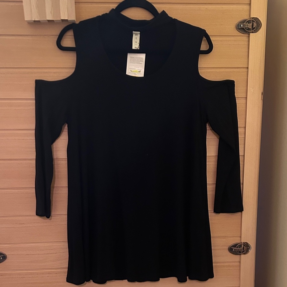 mittoshop Black Cold-Shoulder Long Sleeve Top